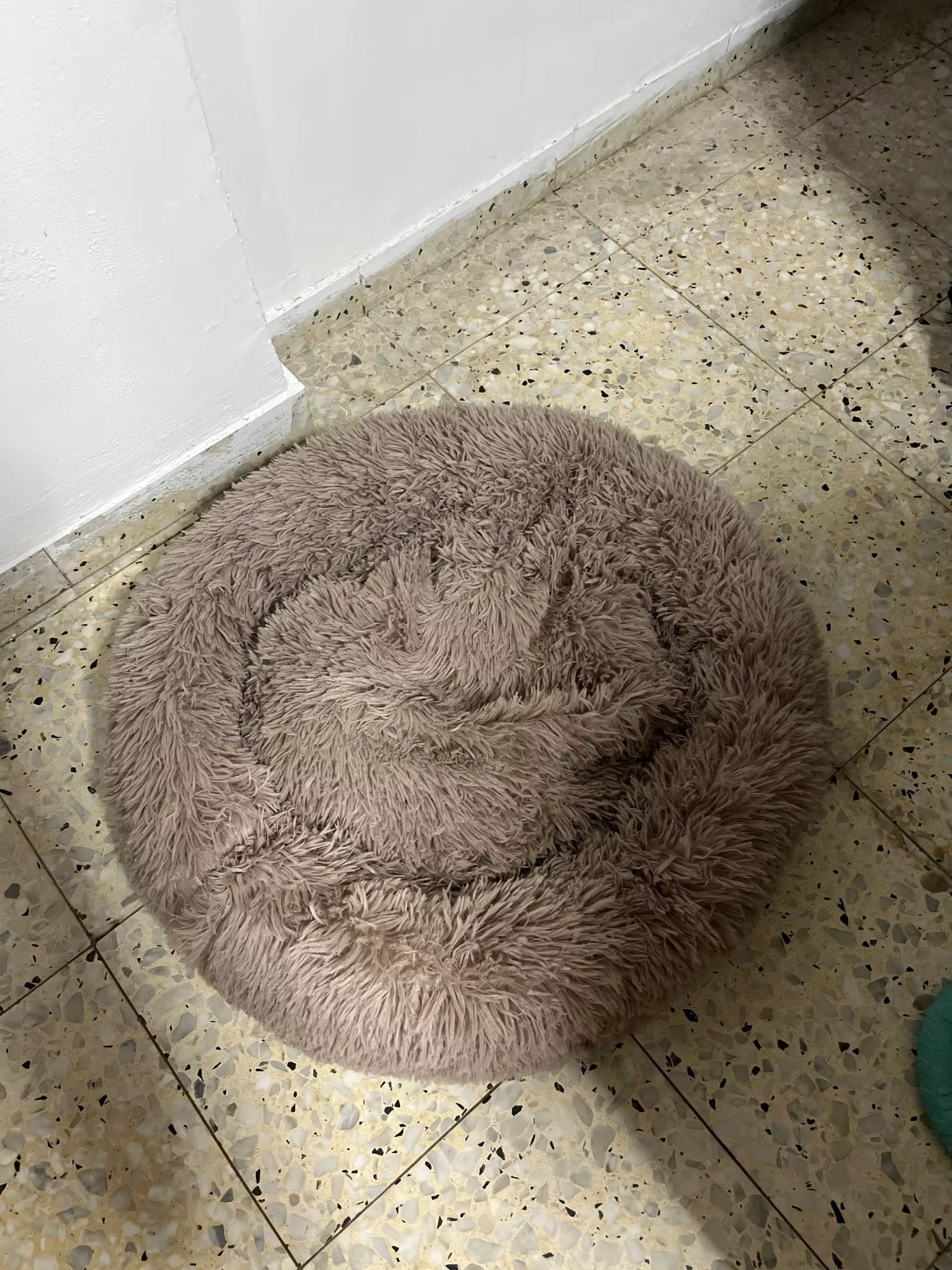 Round Plush Bed